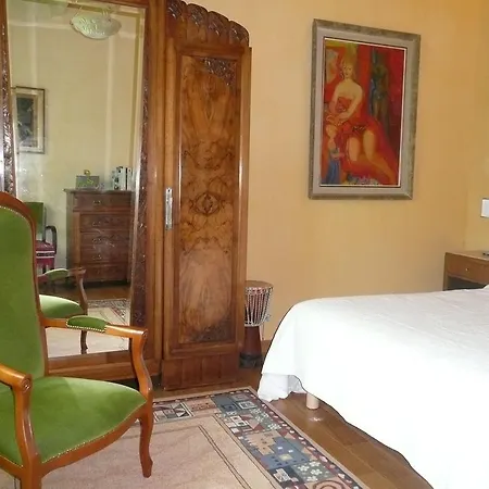 Holiday home Le Clos Aux Roses