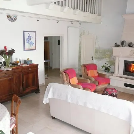 Le Clos Aux Roses Holiday home *