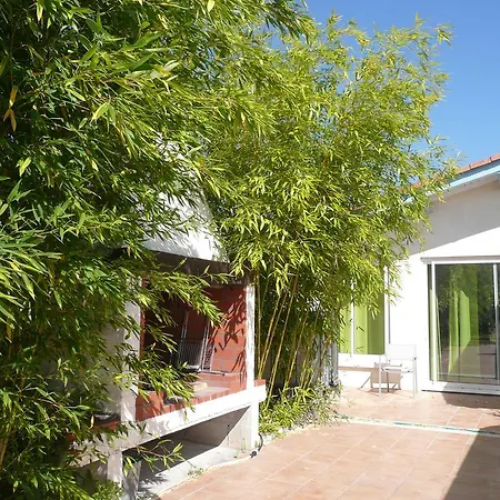 Le Clos Aux Roses